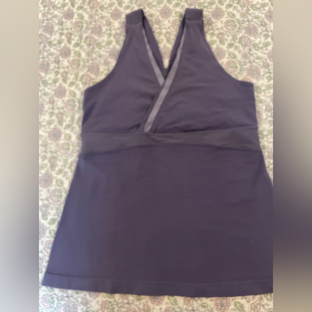 Lululemon tank top